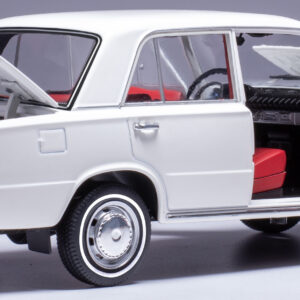 Model auta Fiat 124, biela, 1970