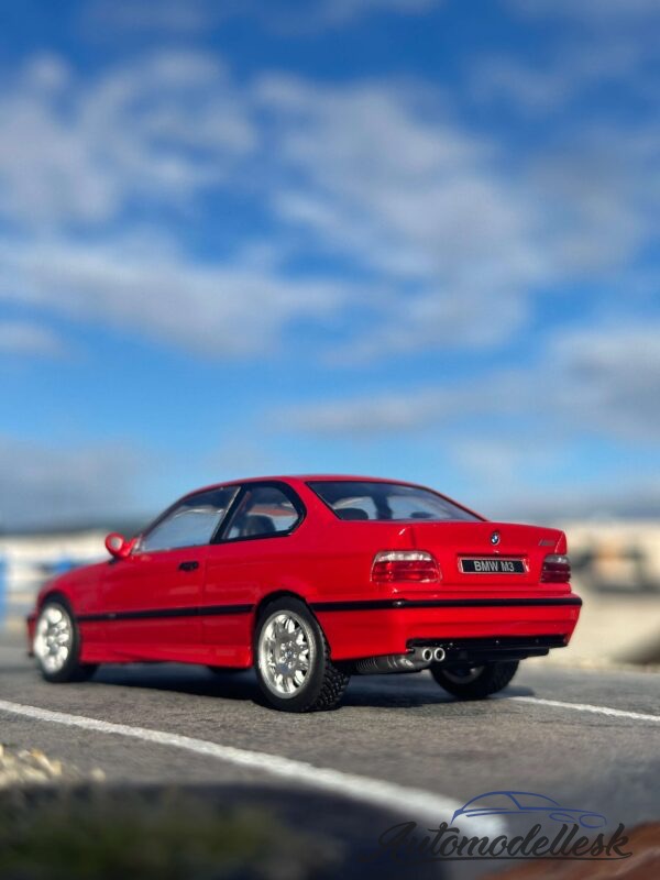 Model auta Bmw E36 COUPÉ M3, červená, 1999