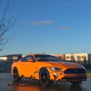 Model auta Ford Mustang *Resin Series*, 2019