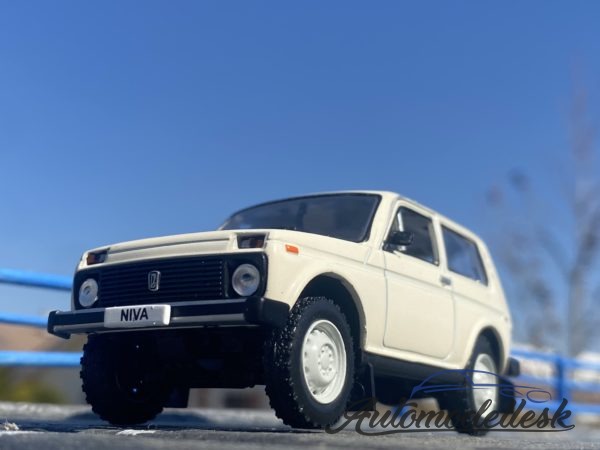 Model auta LADA NIVA 1982 (