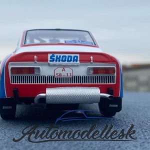 Model auta rally Škoda 130 RS