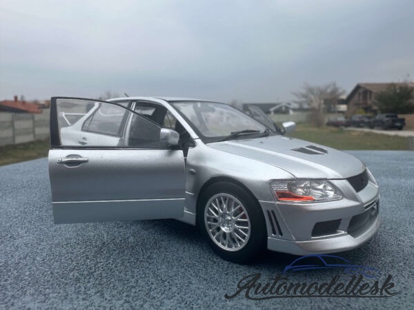 Model auta Mitsubishi Lancer Evolution VII