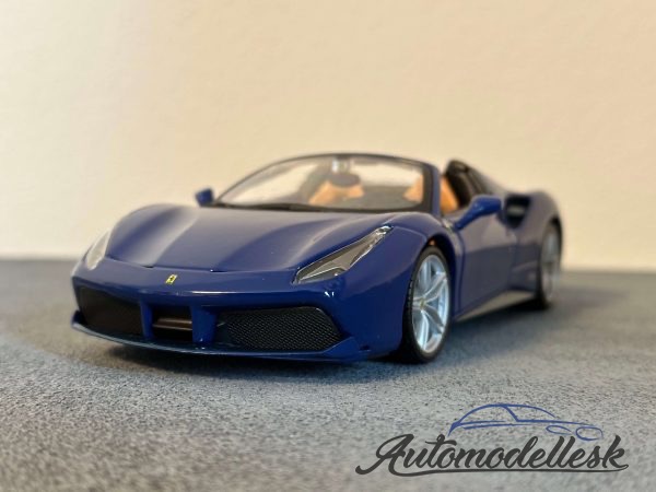 Model auta Ferrari 488 Spider,