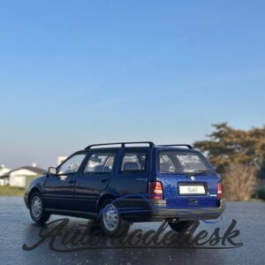 Model auta VW Golf III Variant, metalická-modrá, Pink Floyd, 1994