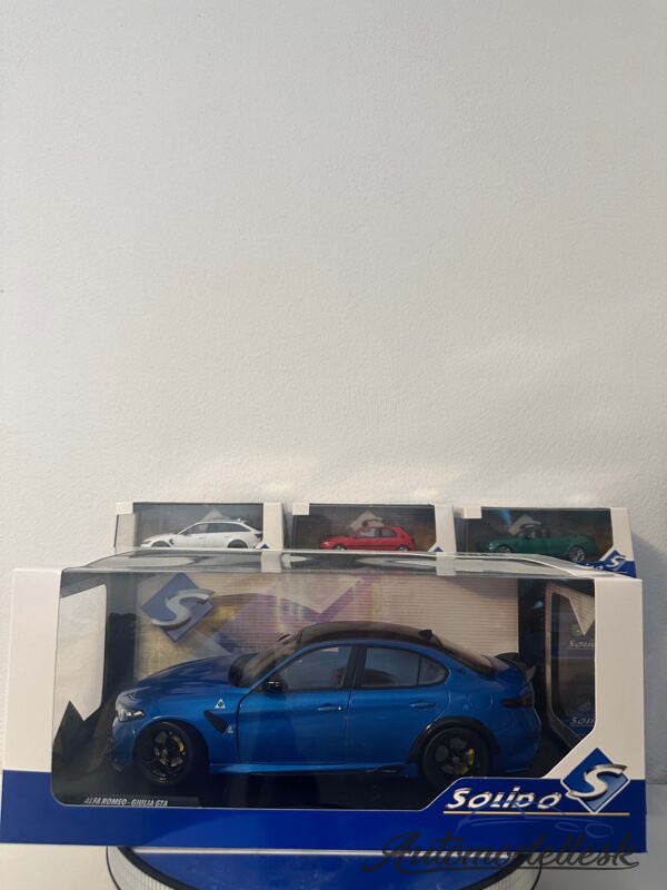 Model auta NISSAN SKYLINE (R34) GT-R BAYSIDE BLUE 1999